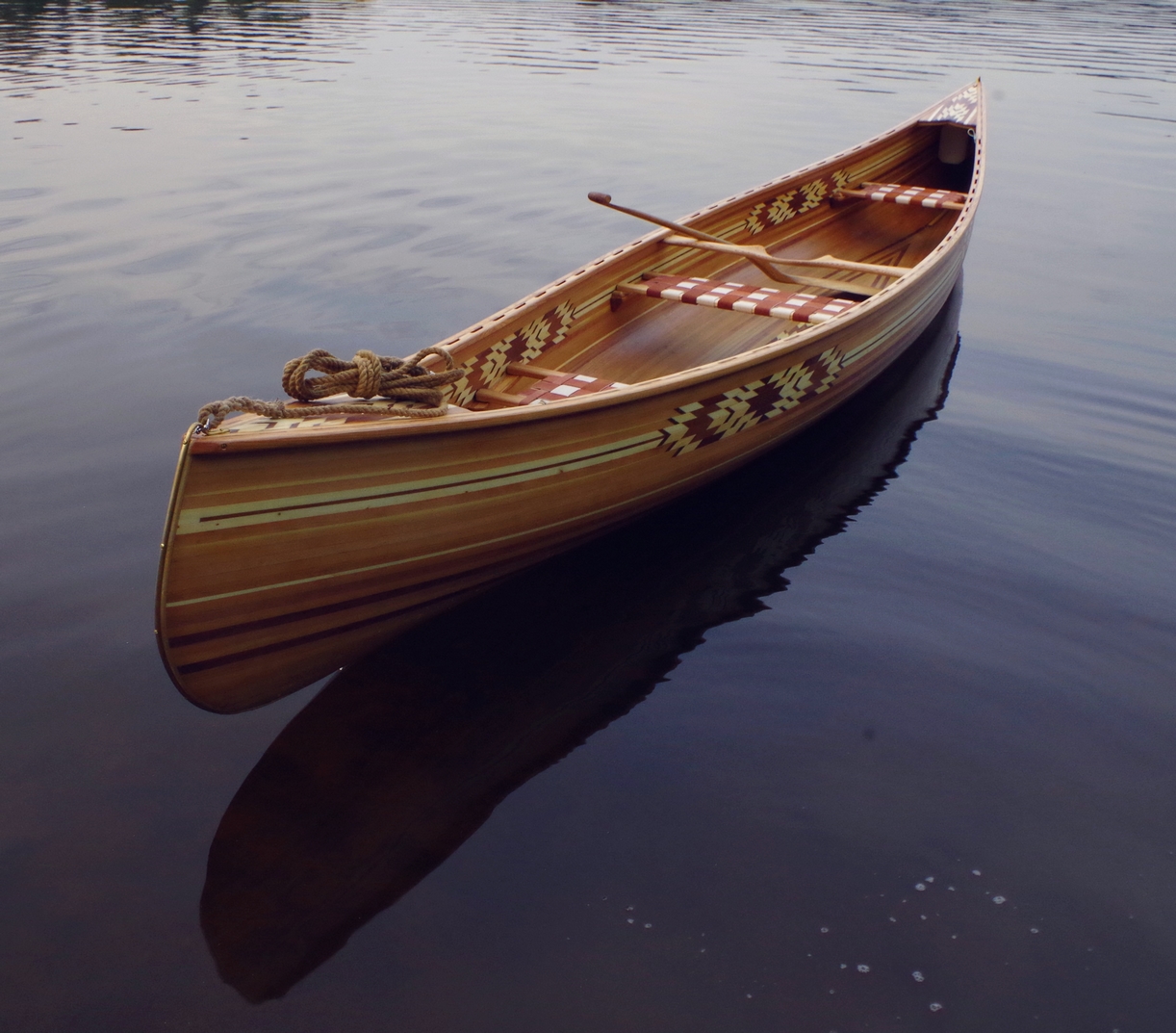 Dřevěná cedrová kanoe Prospector
