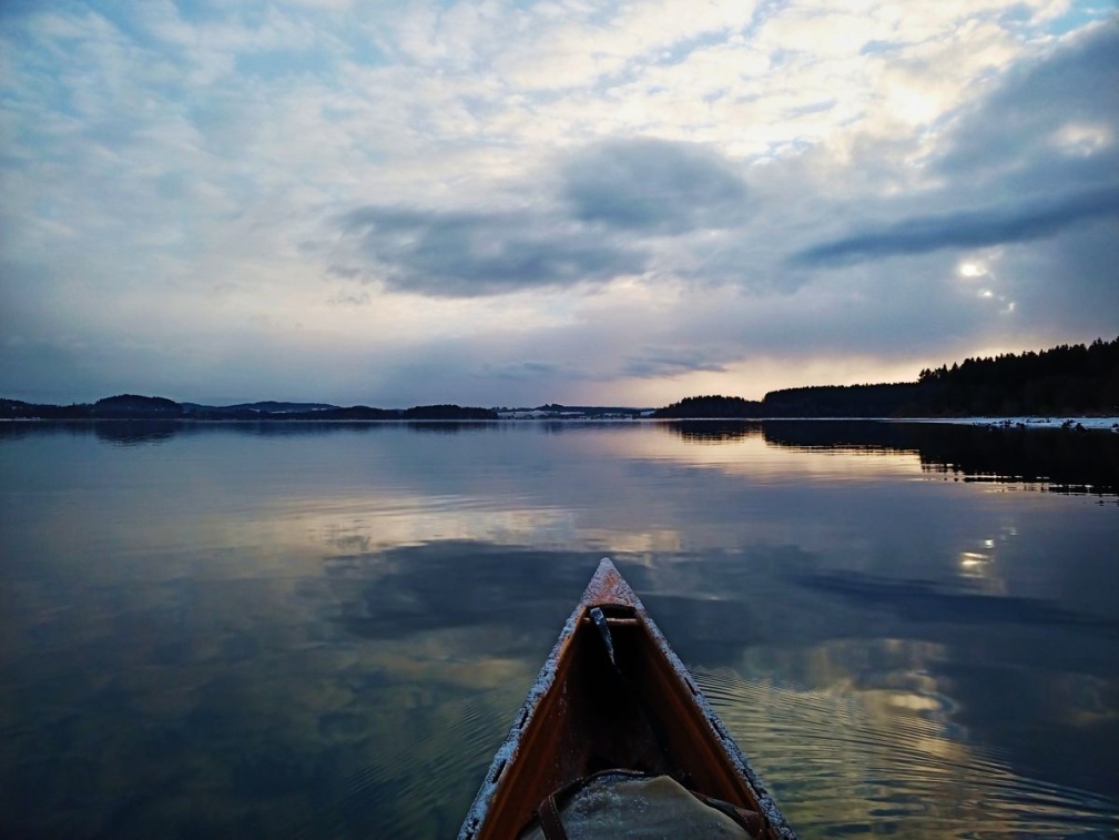 Lipno kanoe pádlování